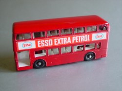 min74england-DaimlerBus-rot-20230501 (1).jpg